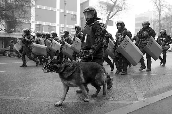 Riot Police deployed during protests in Almaty, Kazakhstan, January 5, 2022 (AP Pic)
